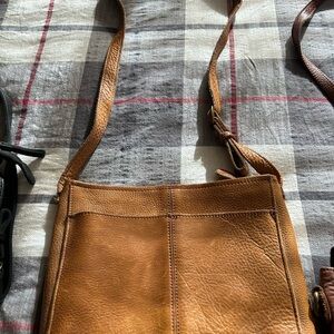 Duluth Trading Co Tan Leather Crossbody Bag